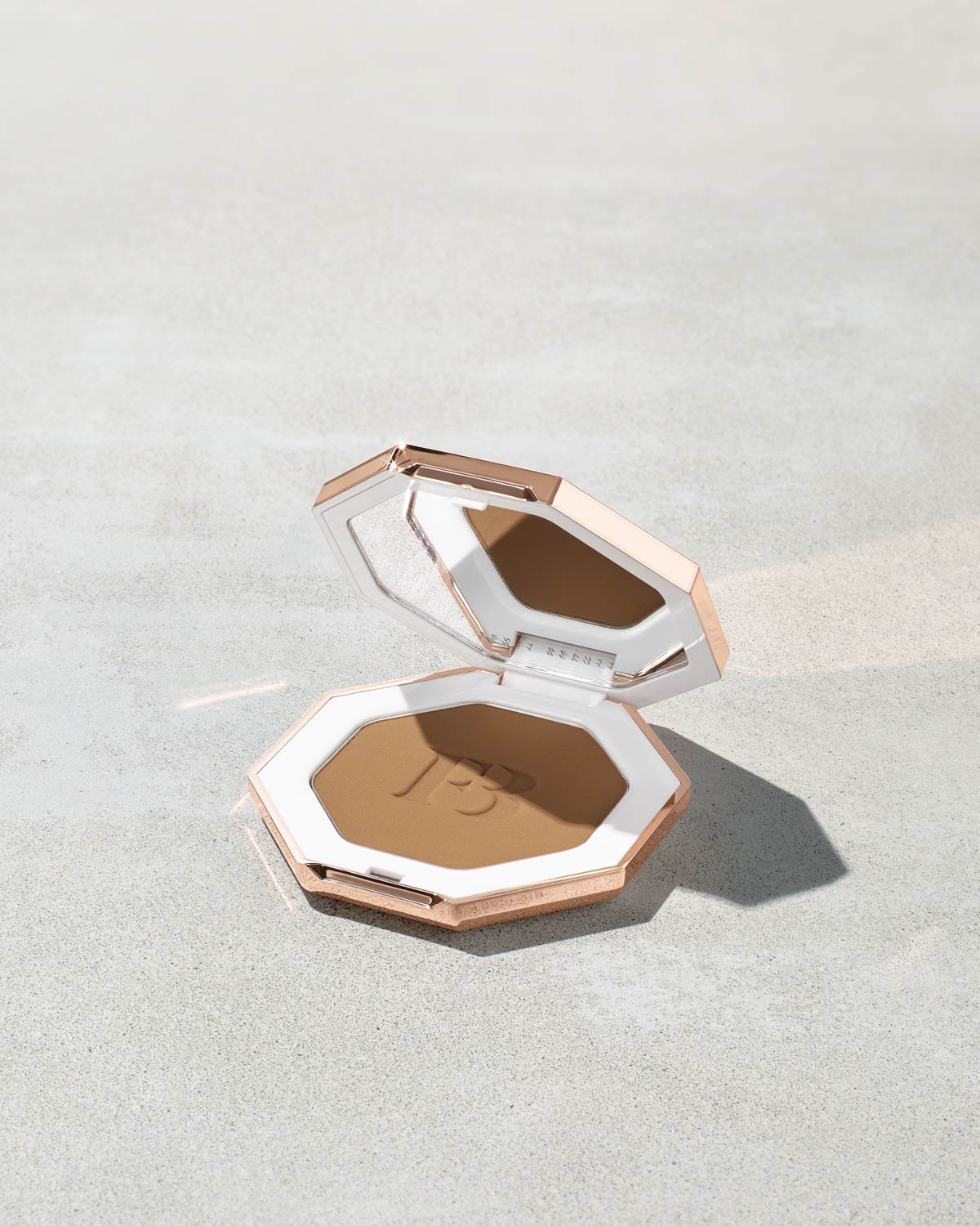 Fenty Beauty Bronzer